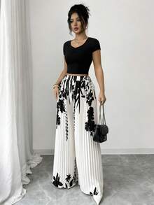 Selianne Women's Elegant Casual Pleated Design Black & White Pants, Spring/Autumn - Black and White - View 3