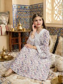 SHEIN Tween Girl Loose Elegant V-Neck 3/4 Sleeve Ditsy Floral Gold Trim Dress Tween Girl - Pink - View 2