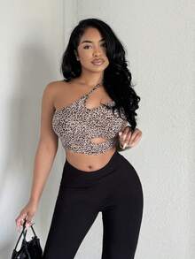 Alexandranx 女士休閒針織豹紋短上衣，剪裁和單肩設計 - 棕色 - 查看 4