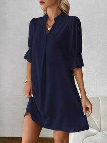 SHEIN Clasi Vestido suelto de mujer con cuello en V y mangas con volantes de unicolor - Azul Marino - Ver 3