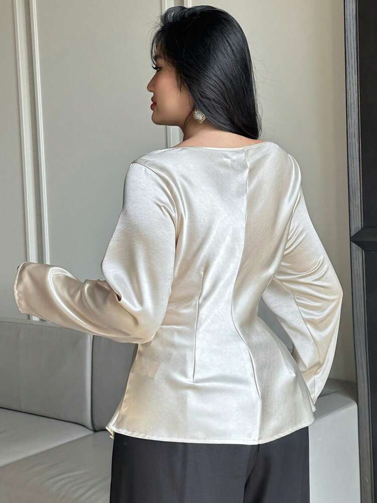 Dazy Plus Elegant Pleated Waist Crew Neck Long Sleeve Blouse, Fashionable Poplin Fabric, Suitable For Spring And Autumn