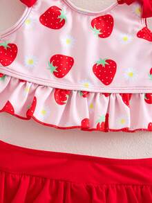 SHEIN Conjunto de playa lindo para niña con estampado de fresa, decorado con moño y sombrero - Multicolor - Ver 6