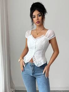 Elenzga 女士白色高设计提花拼接雪纺褶皱无袖束腰荷叶边领口下摆荷叶边前开襟背心上衣，优雅精致，适合生日礼物、约会、派对、正式场合、鸡尾酒会、音乐节、情人节、复活节、劳动节、返校派对、光棍节、节日氛围等场合，春夏衬衫，春夏新款必备时尚单品 - 白色 - 查看 7