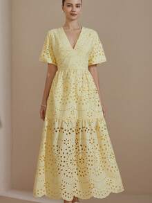 Aveloria Rosie 新款春季刺绣V领长款优雅女士连衣裙 - 黃色 - 查看 4