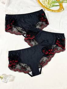 Plus Size Women Lace Patchwork Sexy & Comfortable Panties - Multicolor - View 1