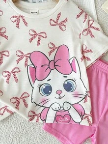 SHEIN 这款两件套女婴套装包含一件可爱百搭的圆领T恤（饰有精美的大印花）和一条修身短裤。非常适合生日派对、晚宴、演出、婚礼、洗礼、返校典礼、室内外活动、日常穿着、运动、玩耍、聚会、拍照、度假和节假日——是春夏季节的理想之选。 - 粉色 - 查看 2