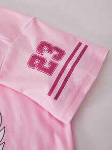 SHEIN ChillGRL Bộ đồ đôi cho bé gái tuổi teen gồm áo thun cổ chữ V lệch vai dáng rộng in chữ và quần ống đứng có túi, kiểu dáng tiện dụng, thích hợp cho mùa xuân/hè/thu. - Màu Hồng Tươi - Xem 4