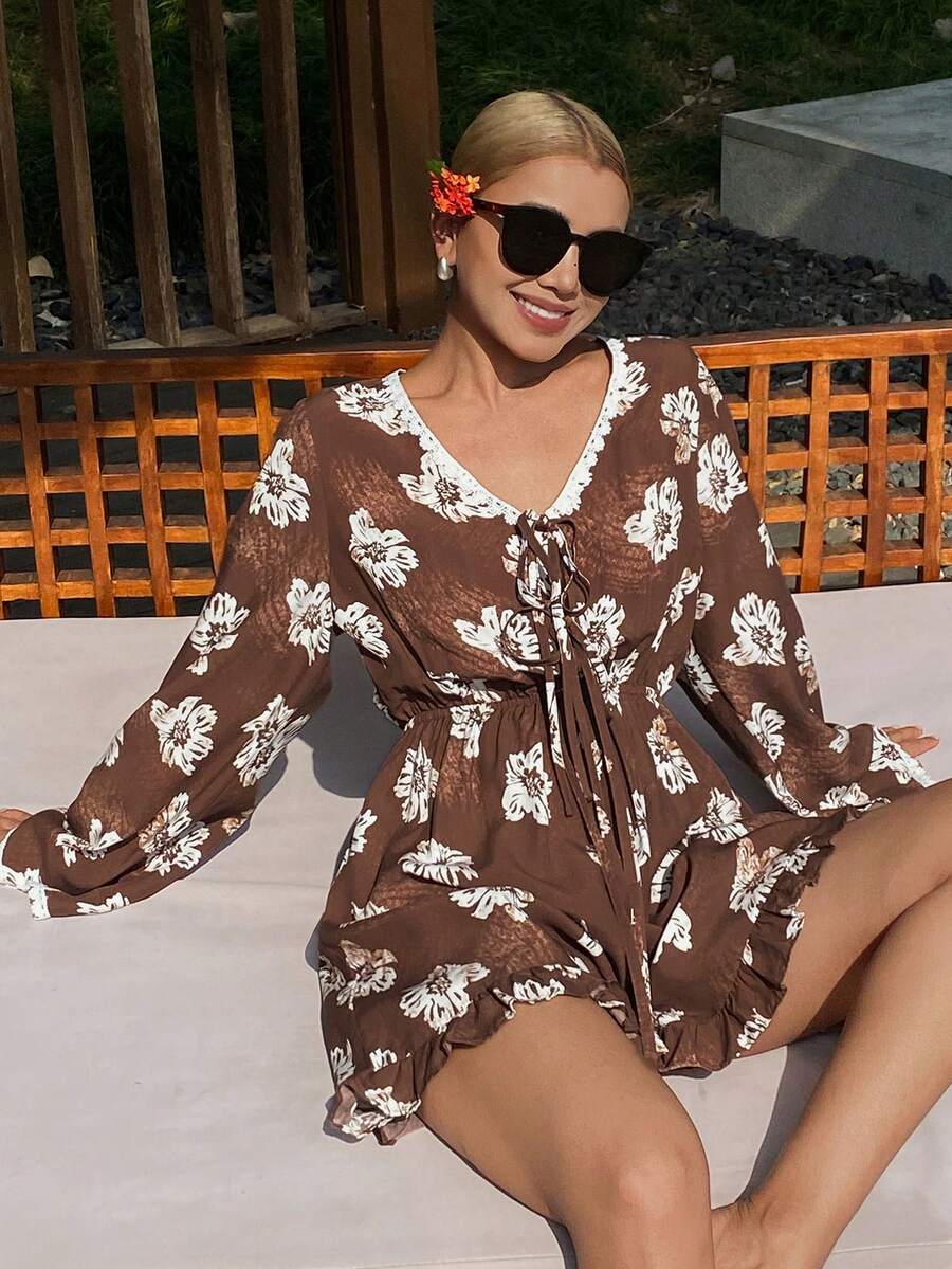 DAZY 女士度假风印花连体睡衣,全身系带灯笼袖收腰短裤款式 - 棕色 - 查看 1