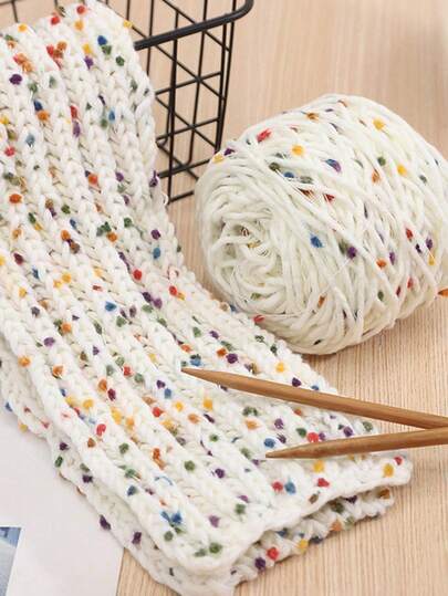 1 Pieza Bola de Hilo de Mohair con Estilo de Gominola, Bola de Hilo de Lana Moteada Multicolor Grueso Hecho a Mano con Spray de Color, para Tejer Bufandas, Sombreros, Manualidades, Muñecas, Bolsos, Suéteres, Mantas, etc. (Nota: El peso del producto es de aproximadamente 35-40g. El grosor es de 0,3 cm. El hilo fino está envuelto manualmente, por lo que puede estar suelto y no pegado, por favor evalúe objetivamente. Gracias.)