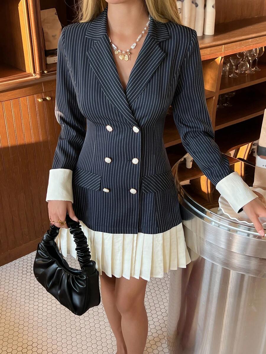 DAZY 女士休闲条纹撞色褶裥下摆迷你连衣裙，春夏婚礼宾客礼服/吊带裙 - 藏蓝色 - 查看 1