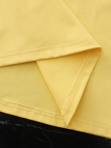 Franclia 时尚黄色面料两件套女装，圆领短袖上衣搭配带口袋的休闲裤；休闲纯色黄色两件套女装，短袖上衣搭配带蕾丝细节的长裤；时尚女士黄色两件套，纯色短袖上衣搭配带口袋的长裤；女士纯色黄色两件套，圆领短袖T恤搭配带口袋的长裤。 - 黃色 - 查看 3