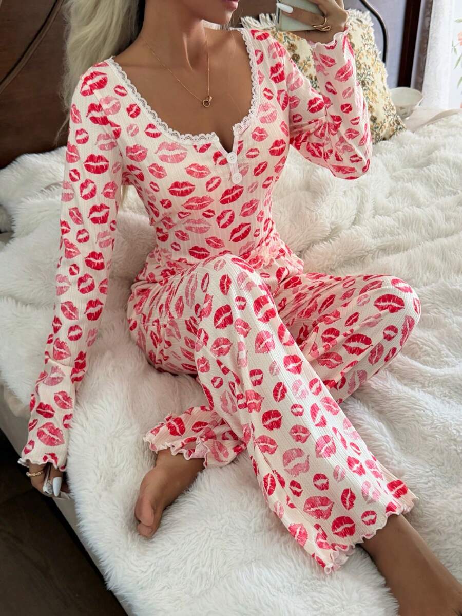 Dream Adore Lace Trim Square Collar Red Lip Print Jacquard Knit Long Sleeve Pajama Set - Beige - View 1