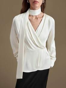 Ontre 2026新款春夏女式梭织面料白色修身长袖V领纽扣衬衫，适合办公室/休闲商务场合，也适合独立日、都市时尚、简约通勤穿着。 - 白色 - 查看 6