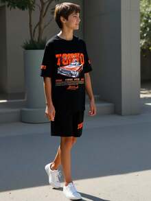 SHEIN 两件套休闲街头风宽松字母印花套头T恤和纯色短裤，舒适百搭的针织套装，适合青少年日常穿着、上学、郊游、户外活动、音乐节、假期、海滩度假和夏季穿着。