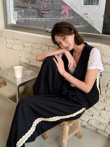DAZY 女士V领纯色休闲背心和九分裤两件套家居服套装 - 黑色 - 查看 9