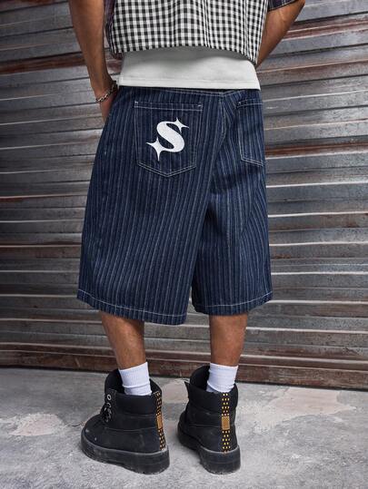 AXEPEAK Men's Striped Pleated Loose Casual Bermuda Denim Shorts