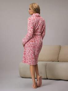 HautHeat Bata de mujer con estampado de leopardo, de felpa, de manga larga, con nudo en la cintura, de moda - Rosa - Ver 2