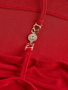 SHEIN Girlism 少女纯色深V领金属装饰时尚垂褶领吊带背心，适合各种运动场合、返校季、假期、大学生活、复活节、音乐节、毕业季、家庭聚会等。 - 紅色 - 查看 3