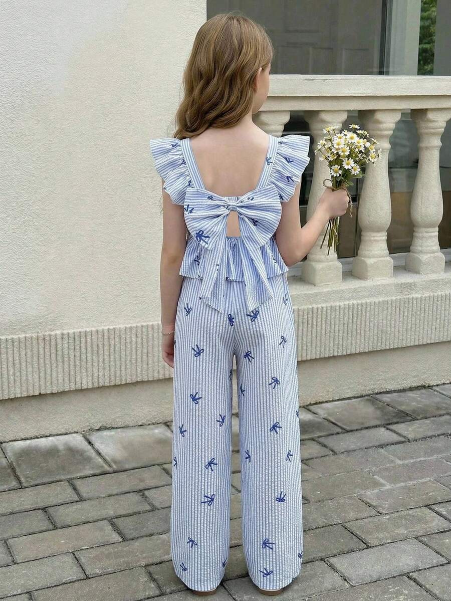 SHEIN 少女休闲度假条纹蝴蝶结印花3D蝴蝶结装饰荷叶边方领无袖上衣和阔腿裤套装 - 淺藍色 - 查看 1
