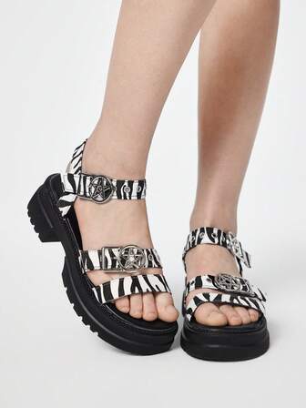 Goth Sandalias de plataforma con cuña y tira con estrellas para mujer, estilo punk gótico romano para la playa, para primavera, vacaciones de primavera, Pascua, Halloween y Navidad