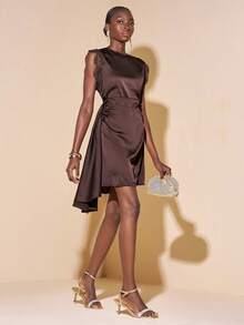 Zivah Mùa xuân 2026 Phong cách nghỉ dưỡng Địa Trung Hải mới Lễ hội âm nhạc Lễ Phục sinh Phong cách du mục phương Tây Sinh nhật Thường ngày Cơ bản Đa năng Giải trí Bãi biển Đám cưới Phù dâu Thời trang đen Thời trang đen May đo đen Cổ điển Không tay Ren Vai phối Cổ tròn Eo nhún bèo Thắt dây Tay áo bất đối xứng Màu nâu Cổ tròn Cổ tay ren Vải satin Váy ren nhún bèo Váy ngắn ren - màu nâu - Xem 5