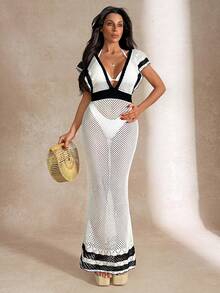 SHEIN Cottnline Beige-schwarzer Kontrast gehäkeltes Maxikleid mit tiefem V-Ausschnitt, ausgeschnitten, Strandüberwurf, sexy Urlaubsoutfit - Weiss - Übersicht 6