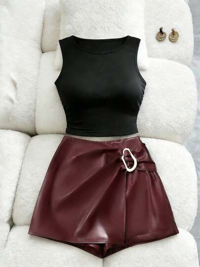 Franclia 2pcs Set: Metal Buckle Decor City Casual Outfit, Youthful Vibe, Elegant Charm, Round Neck Sleeveless Top & PU Shorts, Black & Burgundy, Suitable For Autumn & Summer
