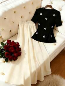 Franclia Romantic French Style Small Fragrance Black Apricot Color Contrast Suit, Black Waist Slimming Heavy Sequin Embroidered Flower Top + Apricot Textured Skirt Two-Piece Set, Elegant Temperament Gold Style Small Fragrance Suitable For Date Parties, Afternoon Tea, Daily Casual Commuting Wear - Black - View 1