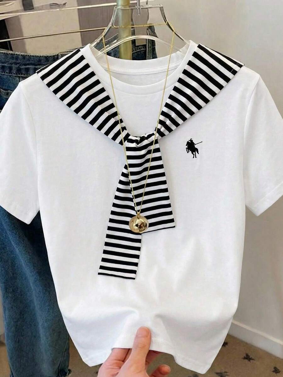 SHEIN 两件套少女黑白T恤，带小logo刺绣，配可拆卸条纹围巾，适合通勤、外出和上学等多种场合。 - 黑與白 - 查看 1