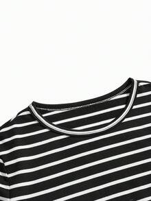 Modmama 4件套孕妇夏季休闲日常通勤百搭纯色及条纹印花短袖T恤，可爱孕妇夏季休闲度假装 - 彩色 - 查看 18