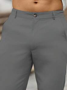 Manfinity Homme Quần tây công sở nam màu trơn, túi xéo, kiểu dáng thường ngày. - Màu xám đen - Xem 5