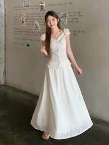 DAZY 女士V领蕾丝休闲韩版衬衫+半裙两件套 - 白色 - 查看 3