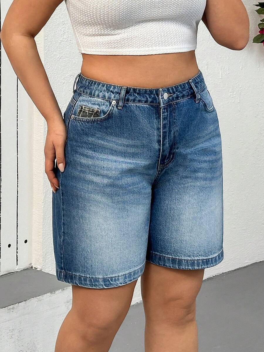 SHEIN Cottnline شورت جينز ذو خصر عالي مزخرف بتفاصيل نمر - أزرق متوسط - مشاهدة 1