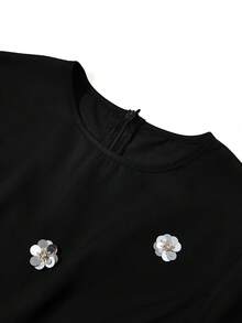 Franclia Romantic French Style Small Fragrance Black Apricot Color Contrast Suit, Black Waist Slimming Heavy Sequin Embroidered Flower Top + Apricot Textured Skirt Two-Piece Set, Elegant Temperament Gold Style Small Fragrance Suitable For Date Parties, Afternoon Tea, Daily Casual Commuting Wear - Black - View 4