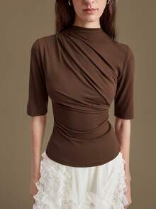 Ontre 2026SS Tricou damă maro, confortabil, prietenos cu pielea, elastic, cu guler asimetric plisat, asortat, cu mânecă lungă, minimalist, versatil, casual, business șic, urban, naveta, confortabil, urban, Ziua Îndrăgostiților, elegant, de modă veche, ținută de croazieră pentru invitați la nuntă, modern, urban casual, modă business casual, ținută de birou pentru femei, stil discret, stil vechi, naveta urbană - Maro - Vizualizare 5