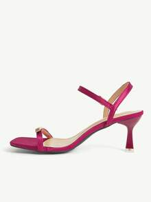 CUCCOO CHICEST 女士棕色方头小猫跟凉鞋，简约通勤风，金属绑带装饰，时尚博主推荐，圣诞节百搭单品 - 酒紅色1 - 查看 10