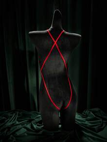 SpicyHot Bộ đồ lót gợi cảm nóng bỏng: Bộ áo liền quần màu đỏ quyến rũ cá tính kèm miếng dán ngực, họa tiết trái tim rỗng, thiết kế bondage dành cho nữ. - Đỏ - Xem 2