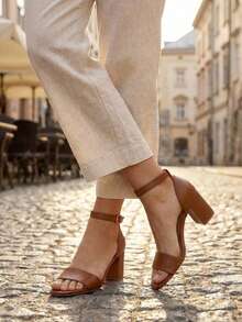 Simple And Thick Heel Sandals For Women With Ankle Strap - Brown - View 2