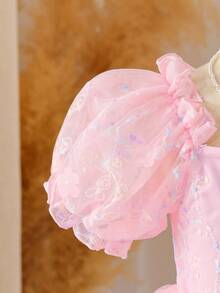 SHEIN Glamorique Kids Đầm công chúa cho bé gái, đầm hồng, đầm dự tiệc, đầm công chúa trẻ em, tay phồng, lưới thêu 3D, bốn mùa, đầm dự tiệc cho bé gái, đầm hoa 3D, lễ Phục sinh, mùa hè, đầm dự tiệc thanh lịch - Hồng - Xem 5