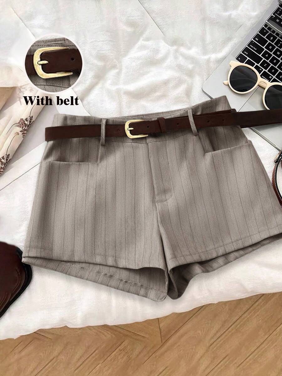 Franclia Pantalones cortos a rayas de estilo francés casual y retro con cinturón, pantalones cortos casuales, pantalones cortos de verano, pantalones formales de oficina, pantalones cortos de verano versátiles para mujer adecuados para salir, pantalones cortos casuales, profesores, verano casual, con cinturón y bolsillos, pantalones versátiles. Pantalones cortos a rayas elegantes para mujer, pantalones cortos con cinturón, pantalones cortos para mujer, conjuntos de 2 piezas, pantalones cortos para mujer, trajes de pantalones cortos para mujer, pantalones cortos de vestir para mujer, pantalones cortos a rayas grises para mujer - Caqui - Ver 1