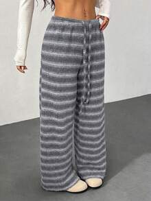 SHEIN PETITE Bộ quần áo nữ thoải mái, giản dị, cạp thấp, có dây rút, ống rộng, kẻ sọc, quần dài mặc nhà. - Xám - Xem 4