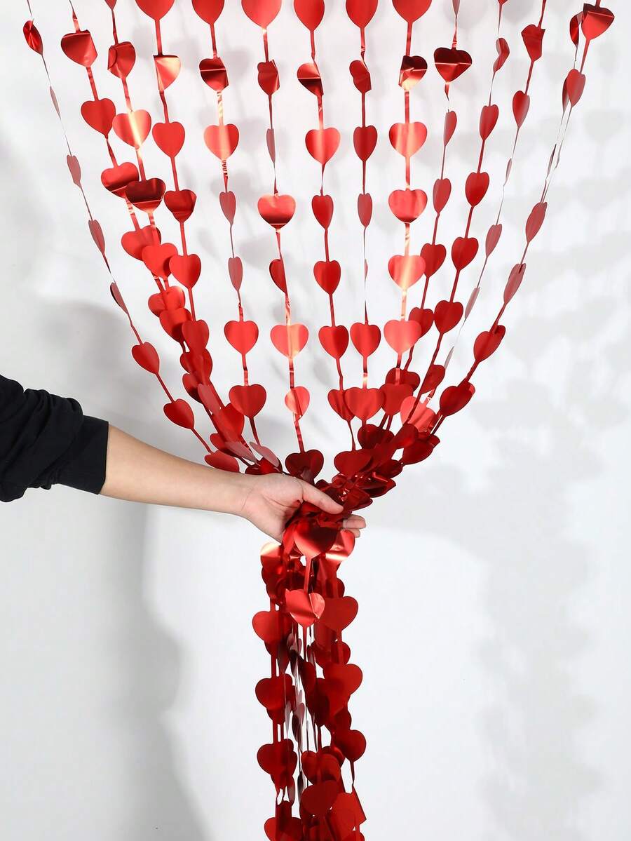 1pc Valentine's Day Heart Shaped String Curtain, Party Background Decor - Red - View 1