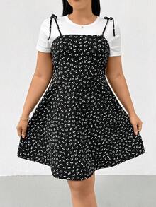 SHEIN Essnce 大码女装春夏时尚休闲弹力舒适日常白色休闲短袖T恤和黑色印花吊带修身短裙两件套，夏季穿搭，曲线可爱套装 - 黑與白 - 查看 7