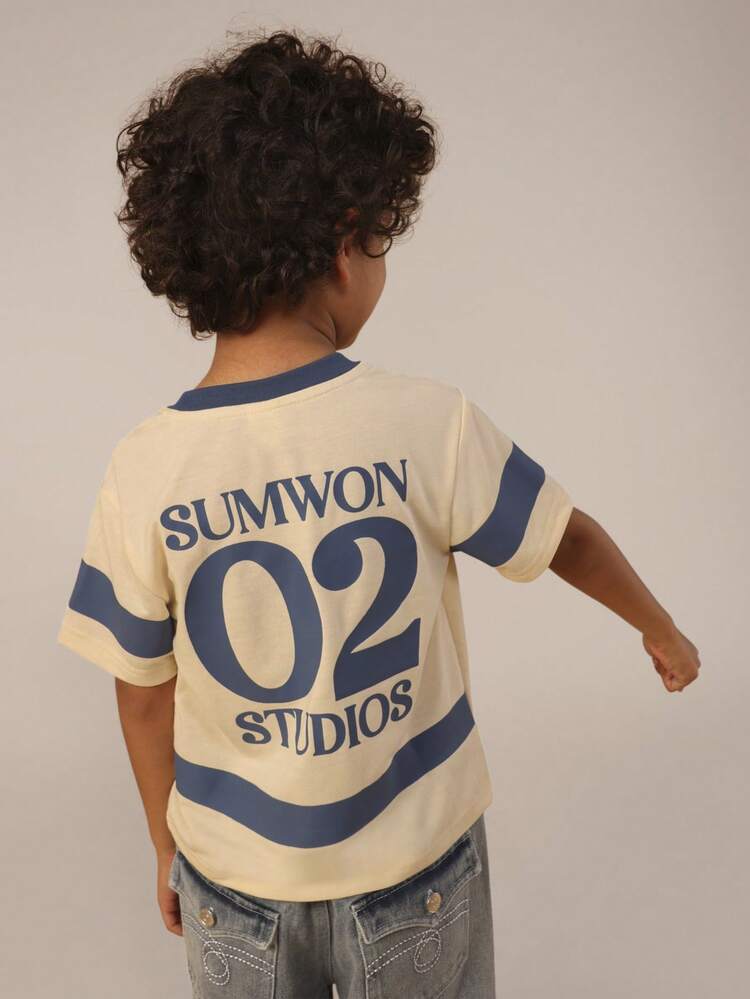 Crew Neck Graphic Tee With Number Print