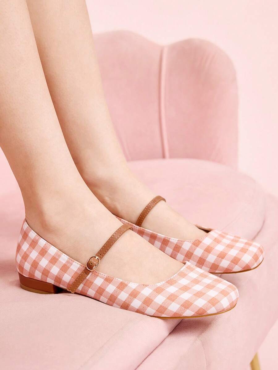 CUCCOO DOLLMOD Chaussures plates à bout carré style Babies à carreaux pour femmes, style campus, talons bas mignons, chaussures de printemps rouges pour le printemps, Pâques - Acajou - Voir 1