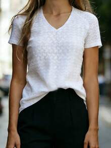 Balvessa Women's Jacquard Textured V-Neck Short Sleeve T-Shirt - White - View 3