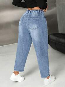 SHEIN SXY 大码破洞修身锥形牛仔裤 大码黑色牛仔裤 黑色牛仔裤 万圣节裤 外出裤 女士牛仔裤 秋季裤 牛仔裤 秋季女装 牛仔裤 牛仔牛仔裤 - 淺色水洗藍 - 查看 2