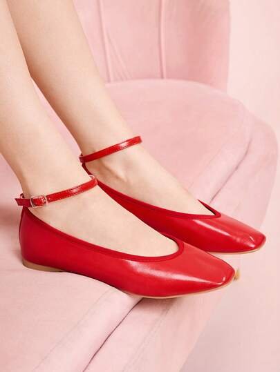 CUCCOO DOLLMOD Damskor med spänne och casual pendling, mångsidiga modeskor