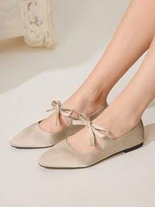 CUCCOO CHICEST Giày bệt mũi nhọn màu trơn, chi tiết khóa cài, kiểu dáng thoải mái, màu trơn, thích hợp cho mùa xuân-thu 2024. Giày mùa xuân, giày dự tiệc Phục sinh. - Màu hạnh nhân nhạt - Xem 6