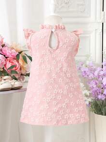Đầm ngắn tay dáng chữ A kiểu công chúa ngọt ngào cho bé gái, có bèo nhún vai và họa tiết hoa 3D, nhẹ, thoáng khí, điểm nhấn là nơ xinh xắn, thích hợp cho các hoạt động hàng ngày và những buổi chơi cùng bạn bè, bộ đồ mùa xuân và mùa hè. - Hồng - Xem 2